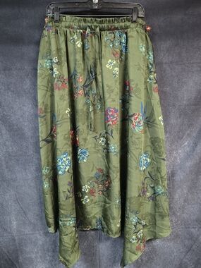 Time and Tru Olive Green Floral Handkerchief-Hem Skirt